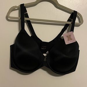 NWT Savage X Fenty tshirt bra